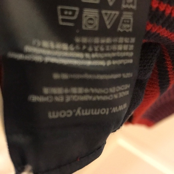 Tommy Hilfiger Men Crew V-neck Pullover Sweater - Picture 6 of 6